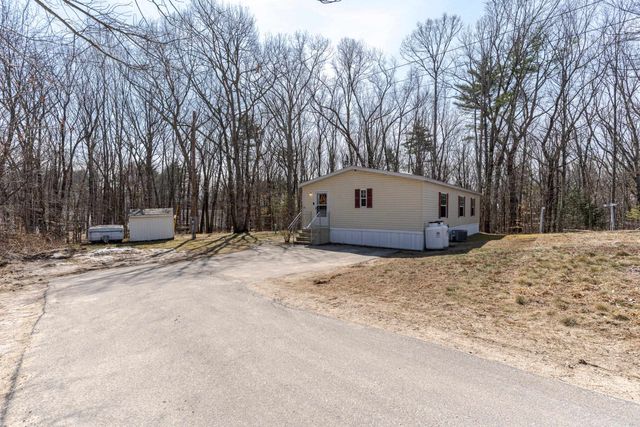 13 Atwood Street, Rochester, NH 03820