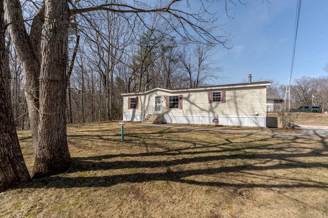 13 Atwood Street, Rochester, NH 03820