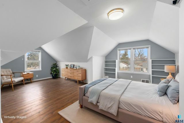 707 E 26th St Street, Sioux Falls, SD 57105