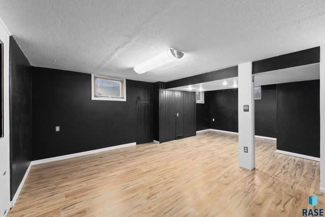 707 E 26th St Street, Sioux Falls, SD 57105