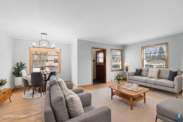 707 E 26th St Street, Sioux Falls, SD 57105