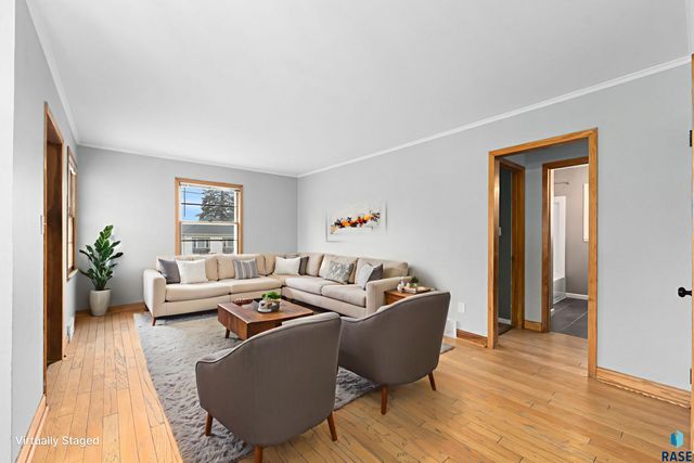 707 E 26th St Street, Sioux Falls, SD 57105