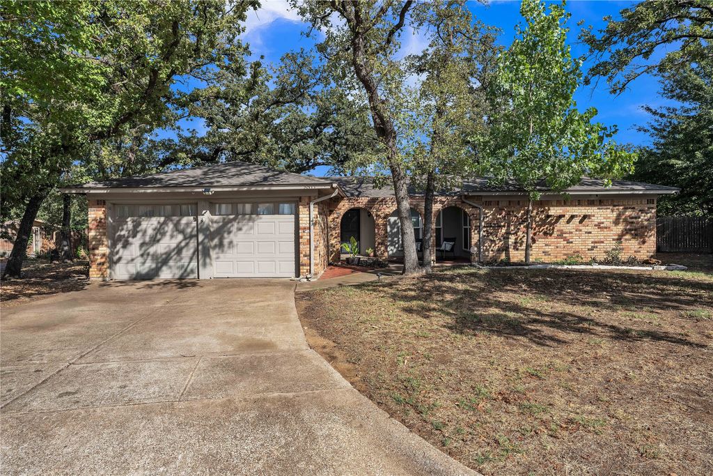 5511 Marshfield Court, Arlington, TX 76016 — photo 5