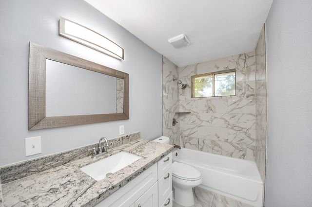 6031 Dellfern Drive, Houston, TX 77035