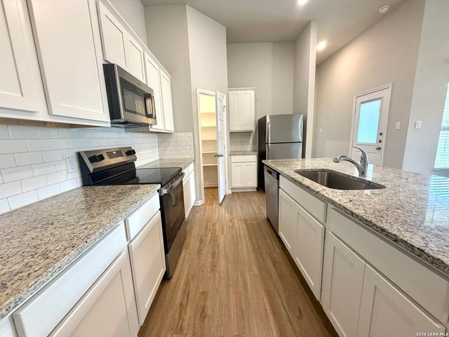 153 NESPRAL DR, San Antonio, TX 78253
