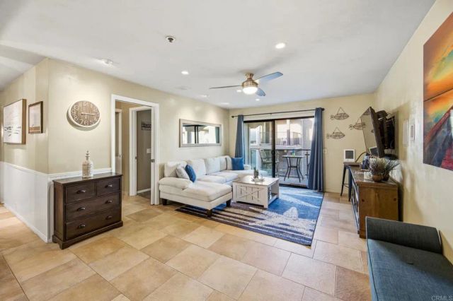 4007 Everts Street 4D, San Diego, CA 92109