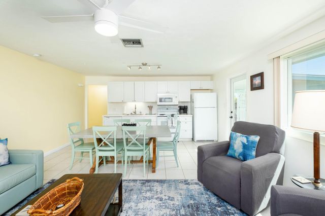 261 - 271 9th Street, Key Colony, FL 33051