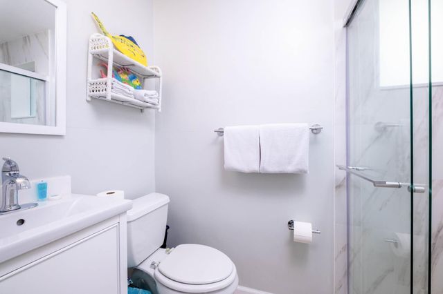 261 - 271 9th Street, Key Colony, FL 33051