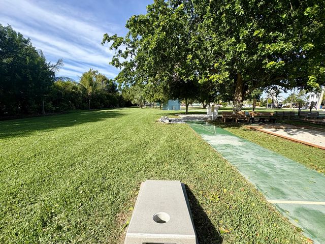 261 - 271 9th Street, Key Colony, FL 33051