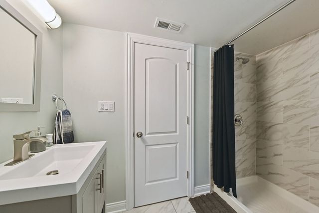 12222 S Harvard Avenue, Chicago, IL 60628