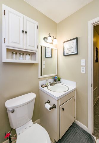 9035 Lone Oak Drive, Shreveport, LA 71118