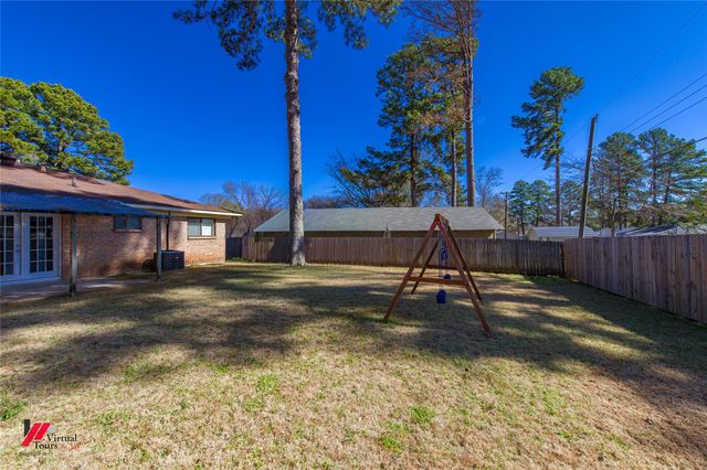 9035 Lone Oak Drive, Shreveport, LA 71118