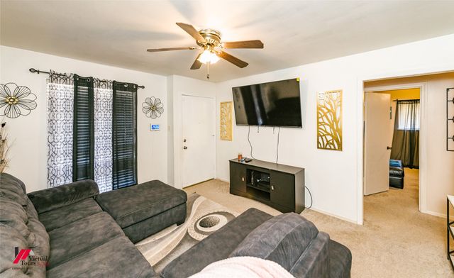 9035 Lone Oak Drive, Shreveport, LA 71118