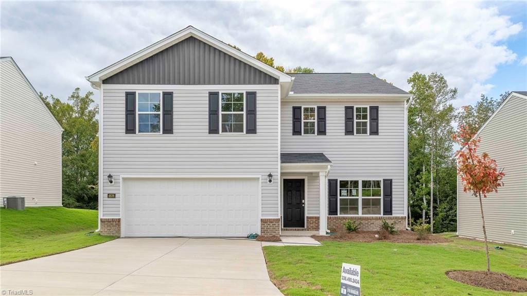 511 Wheelcrest Court, Winston-salem, NC 27107
