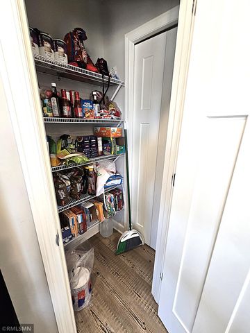 7247 Dora Drive, Hugo, MN 55038