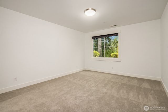 2005 105th Avenue NE, Bellevue, WA 98004