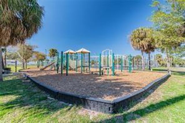 3748 MANATEE DRIVE SE, St Petersburg, FL 33705