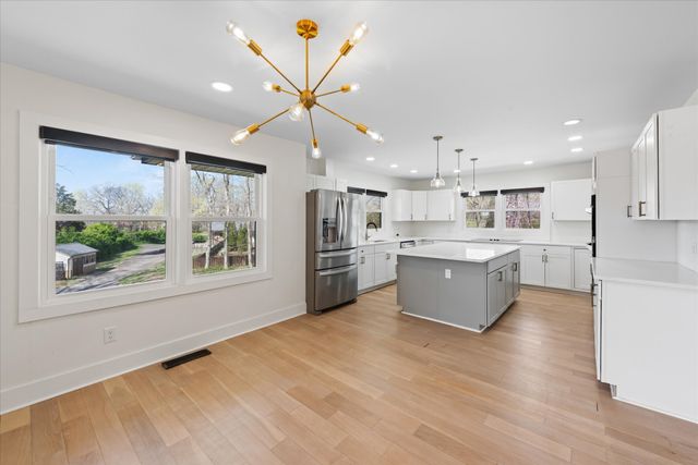 276 E Porters Bluff Rd, E, Clarksville, TN 37040