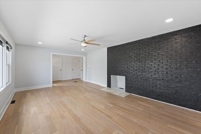 276 E Porters Bluff Rd, E, Clarksville, TN 37040