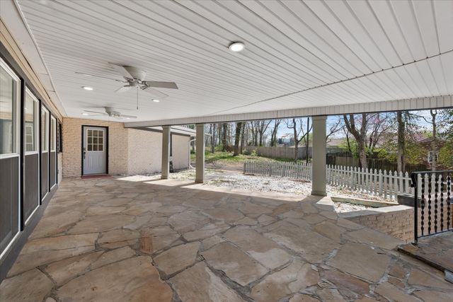 276 E Porters Bluff Rd, E, Clarksville, TN 37040