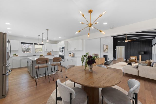 276 E Porters Bluff Rd, E, Clarksville, TN 37040