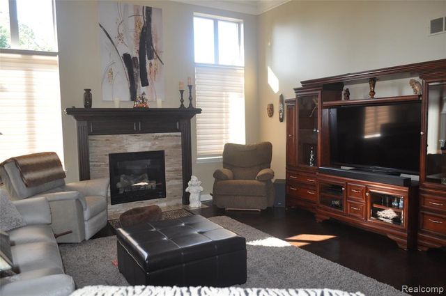 62735 Franklin Park Drive, Washington, MI 48094