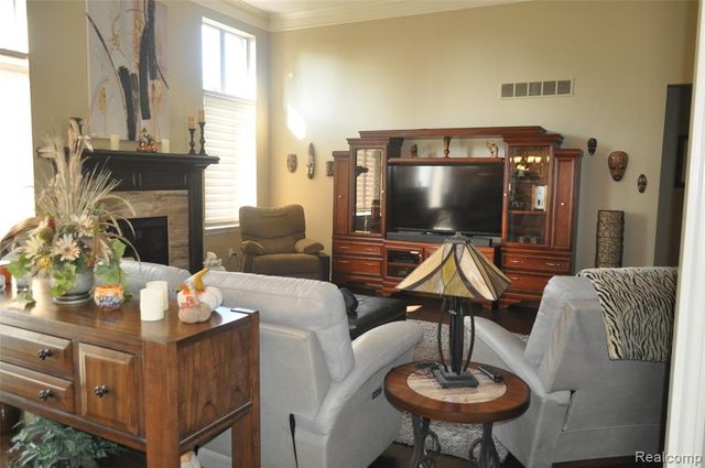 62735 Franklin Park Drive, Washington, MI 48094