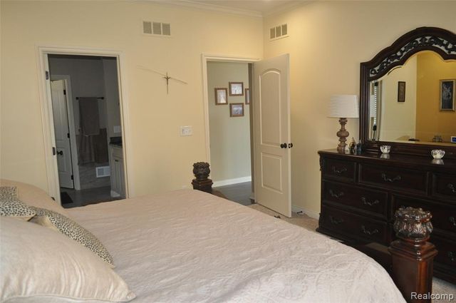 62735 Franklin Park Drive, Washington, MI 48094