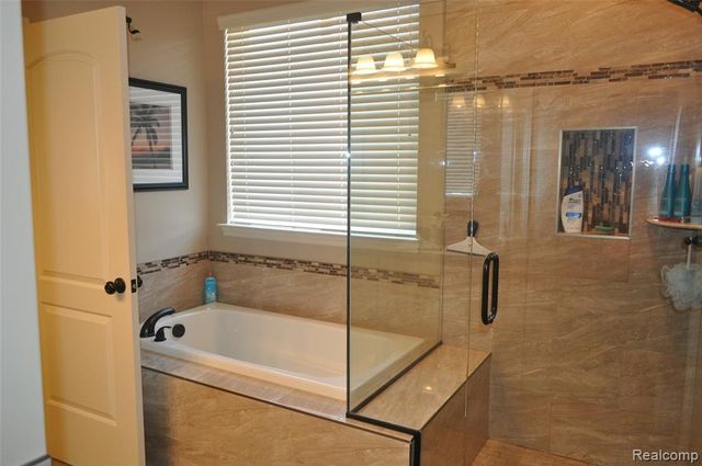 62735 Franklin Park Drive, Washington, MI 48094