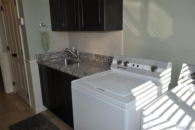 62735 Franklin Park Drive, Washington, MI 48094