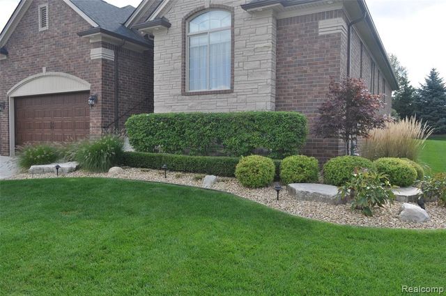 62735 Franklin Park Drive, Washington, MI 48094
