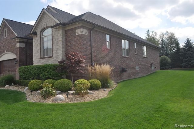 62735 Franklin Park Drive, Washington, MI 48094
