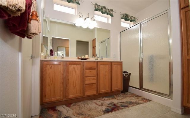 10237 Roma Madre Avenue, Las Vegas, NV 89135