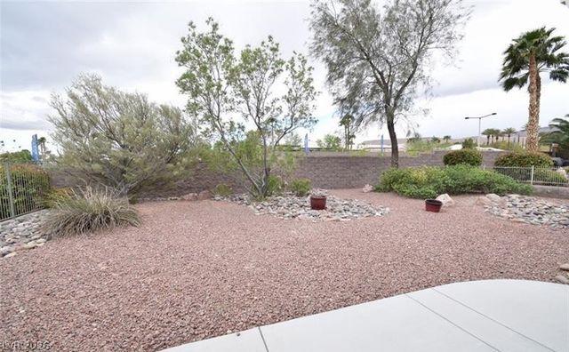 10237 Roma Madre Avenue, Las Vegas, NV 89135