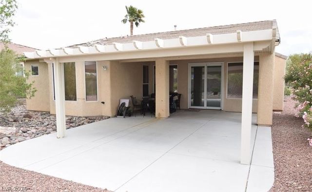 10237 Roma Madre Avenue, Las Vegas, NV 89135