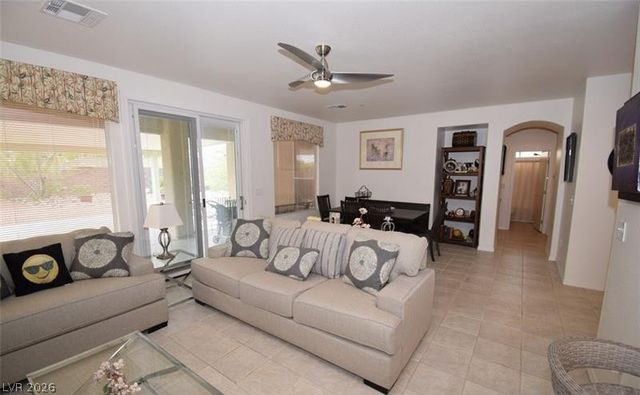 10237 Roma Madre Avenue, Las Vegas, NV 89135