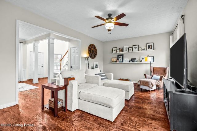 11050 Symington Cir, Louisville, KY 40241