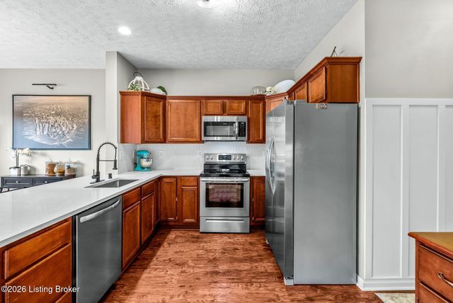 11050 Symington Cir, Louisville, KY 40241