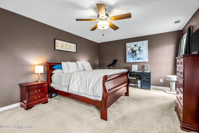 11050 Symington Cir, Louisville, KY 40241