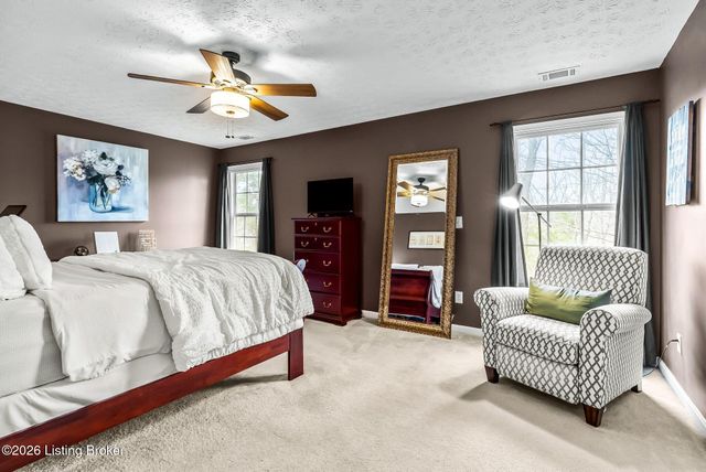 11050 Symington Cir, Louisville, KY 40241