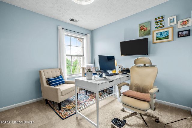 11050 Symington Cir, Louisville, KY 40241