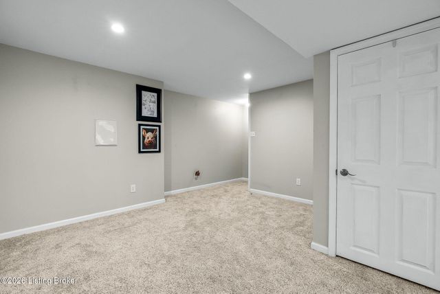 11050 Symington Cir, Louisville, KY 40241