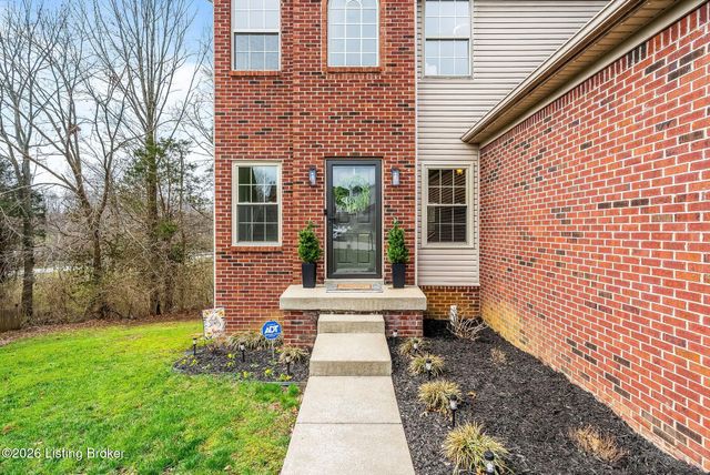 11050 Symington Cir, Louisville, KY 40241