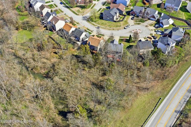 11050 Symington Cir, Louisville, KY 40241