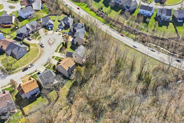 11050 Symington Cir, Louisville, KY 40241