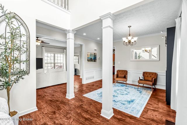 11050 Symington Cir, Louisville, KY 40241