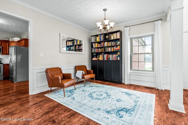 11050 Symington Cir, Louisville, KY 40241