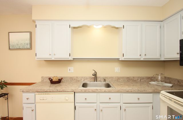 164 Austin Ryer Lane 164, Branford, CT 06405