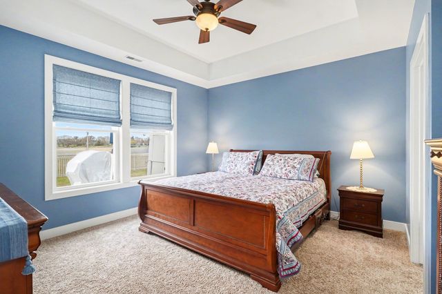 600 Breaker Cove, Bay City, MI 48708