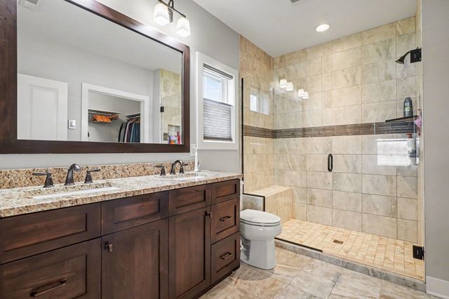600 Breaker Cove, Bay City, MI 48708